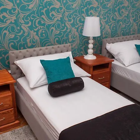 Apartman * Sárvár
