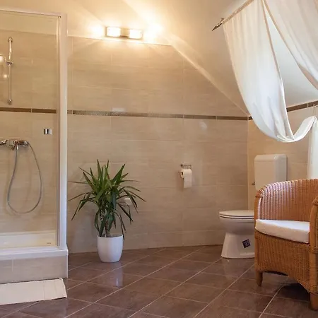 Apartman Villa Sarvar