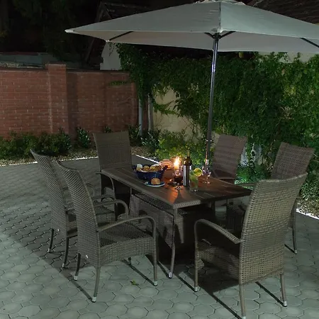 Apartman Villa Sarvar