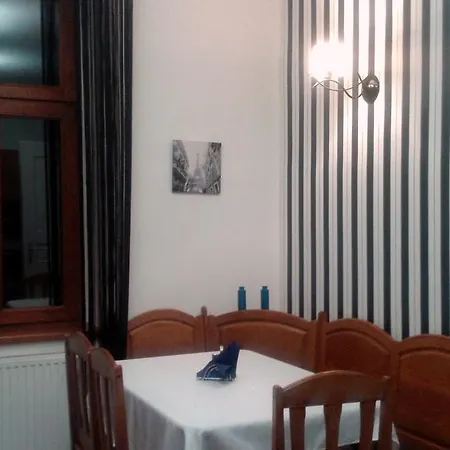 Apartman Sarvar